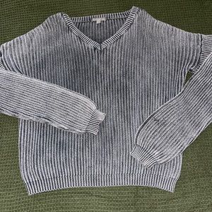 American Eagle Outfitters Sweater